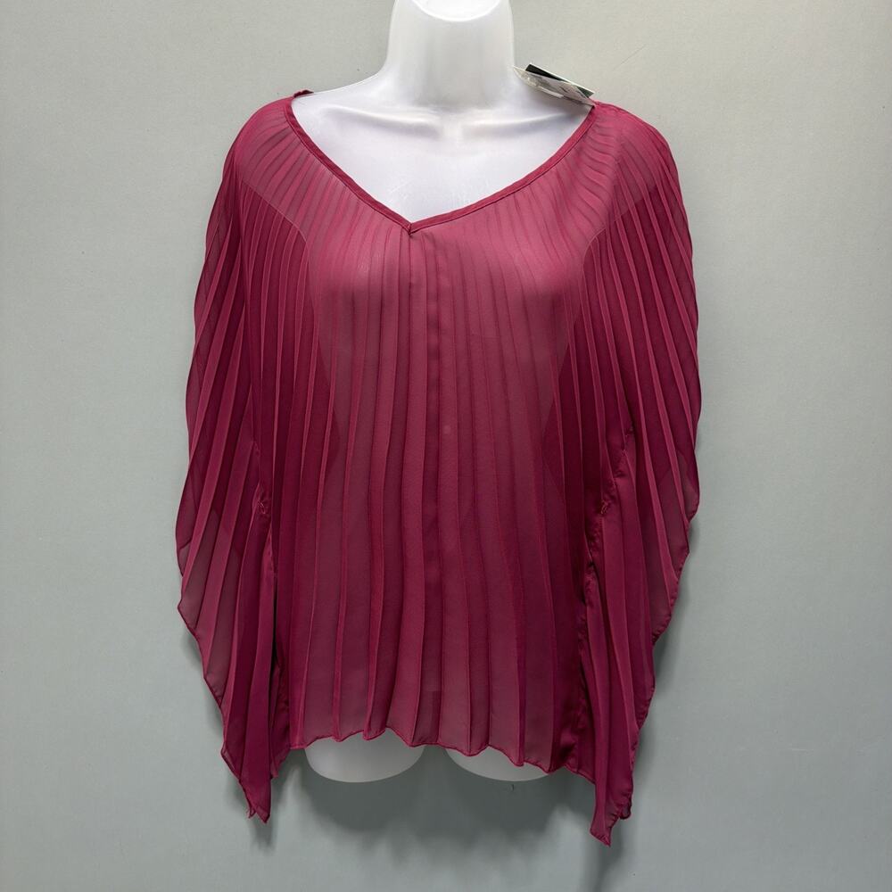 6 Degrees Women’s v-Neck LS Crimson Blouse Sz. Small NEW